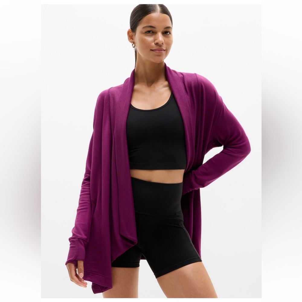 Athleta Pranayama Restore Wrap
